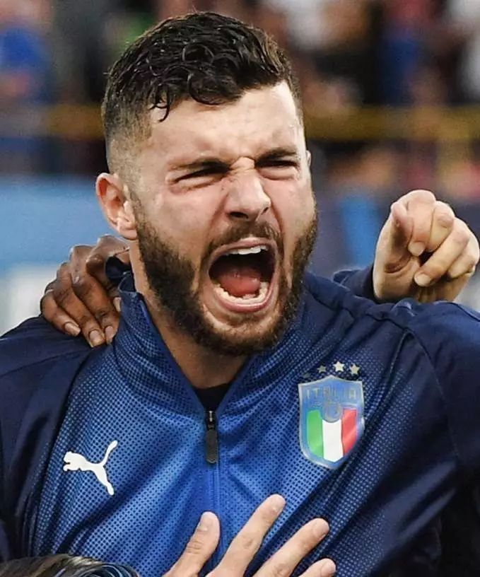 的冠军奖杯 的冠军奖杯